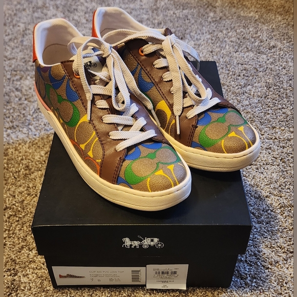 Coach Sneakers Rainbow Signature - Picture 9 of 10